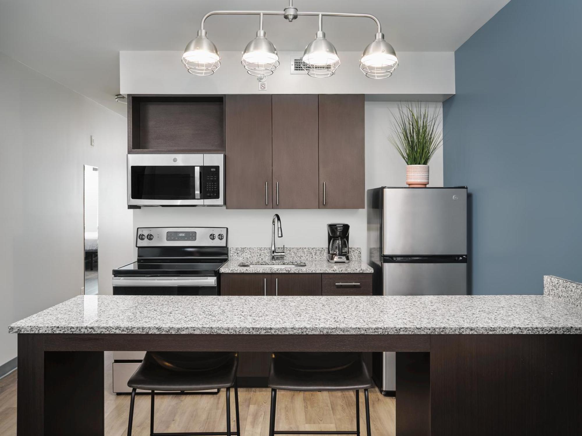 Stayapt Suites Charlotte North Huntersville Extérieur photo