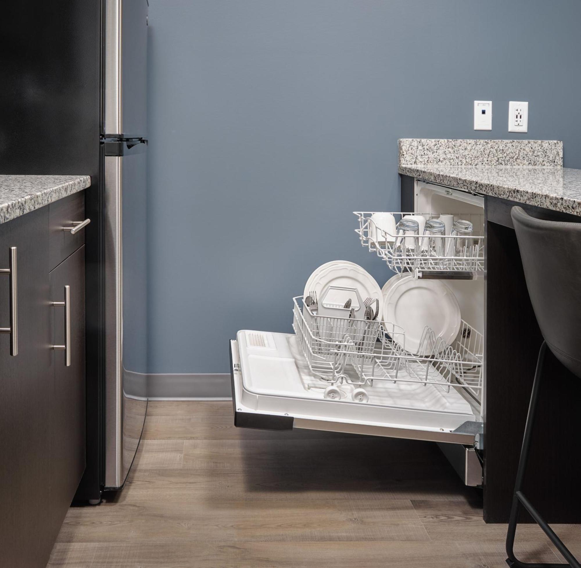 Stayapt Suites Charlotte North Huntersville Extérieur photo