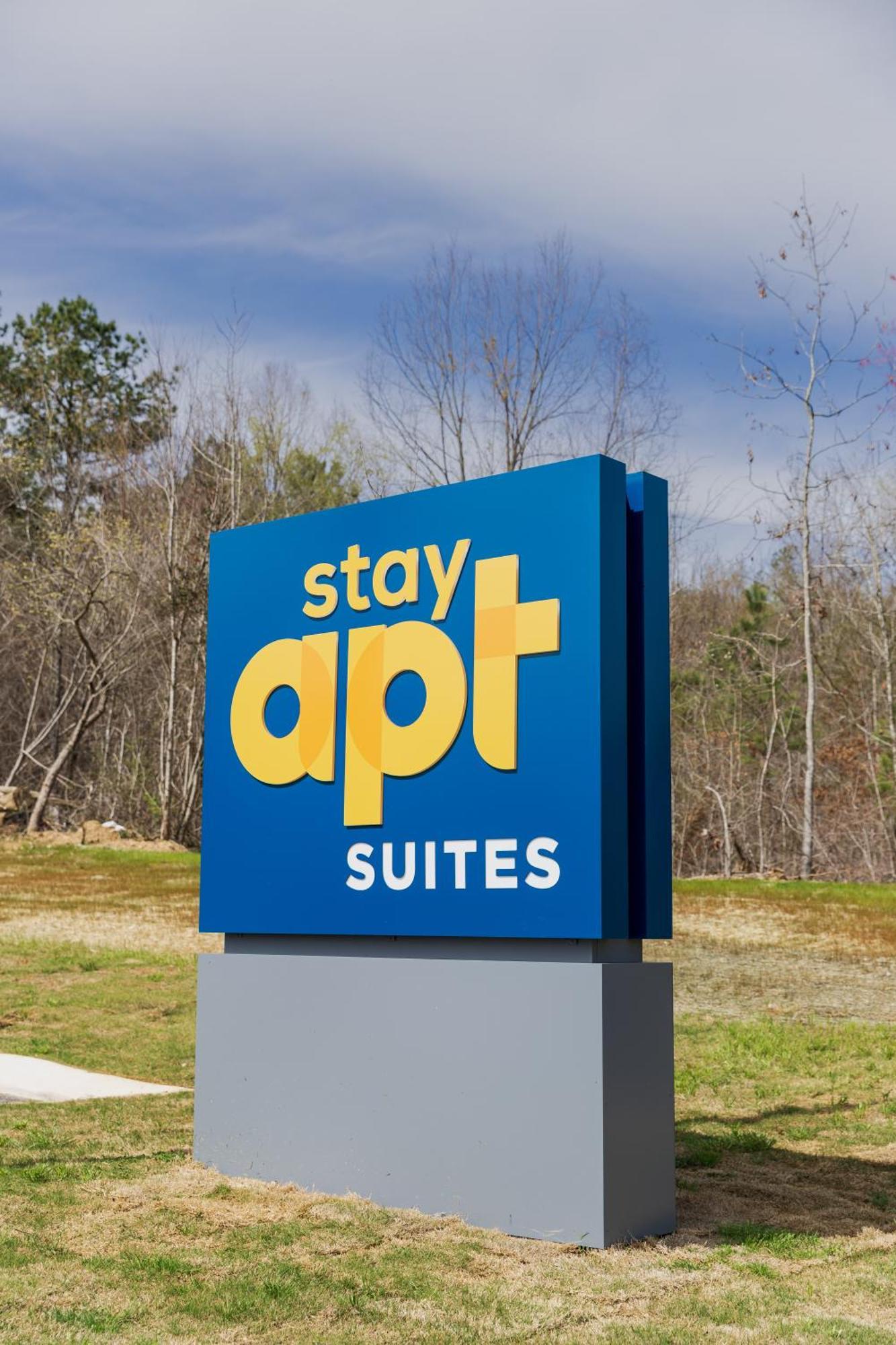 Stayapt Suites Charlotte North Huntersville Extérieur photo